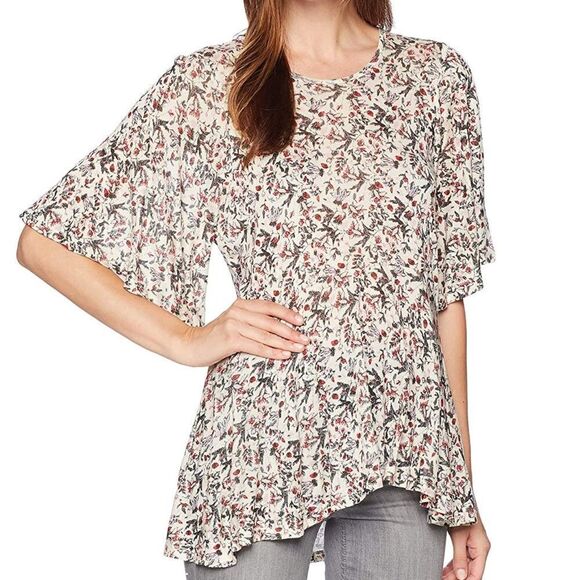 Lucky Brand Tops - Lucky Brand Floral Print Flutter Sleeve Top